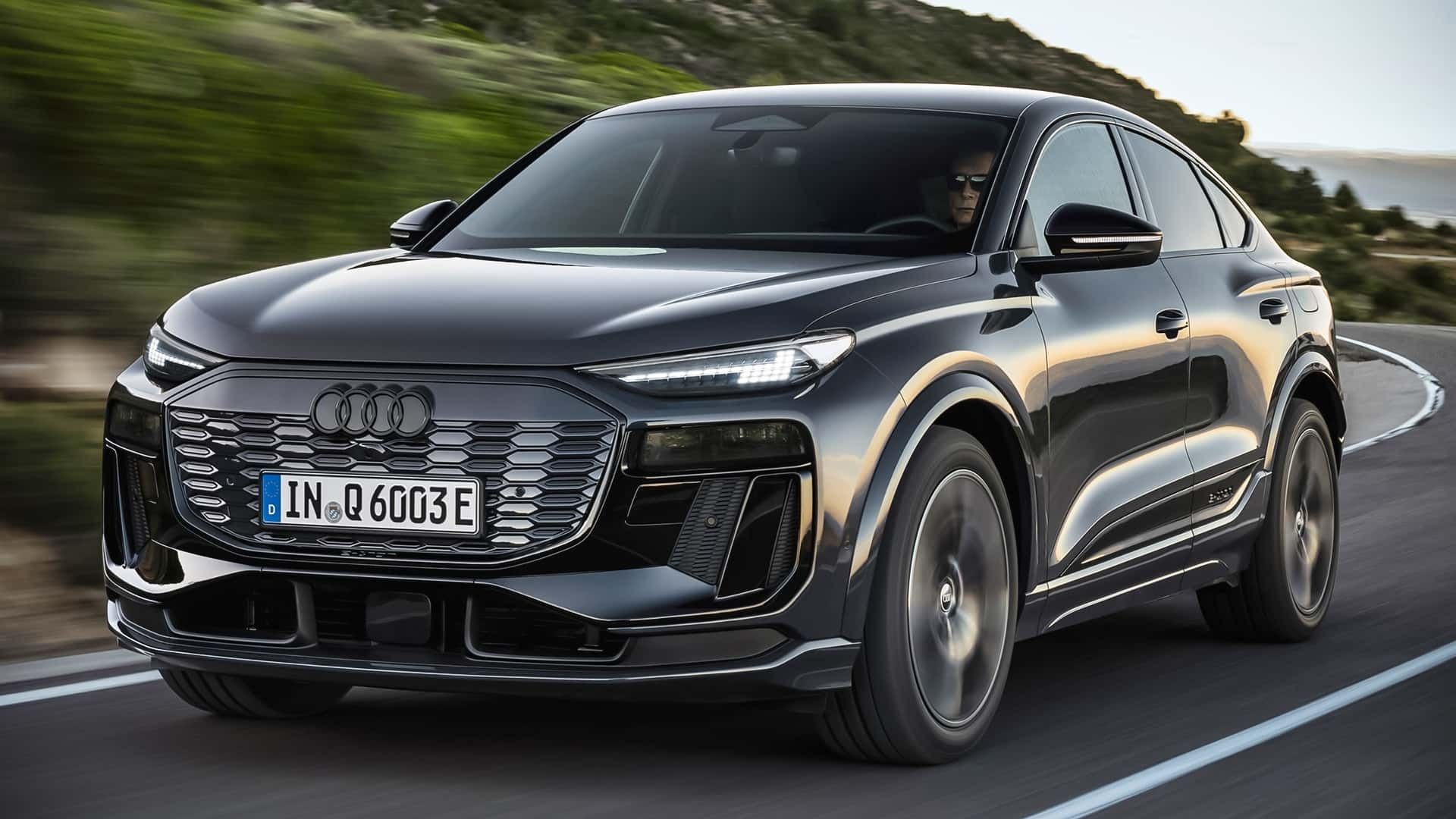 نمای سه‌چهارم جلو خودرو آئودی Audi Q6 Sportback E-Tron