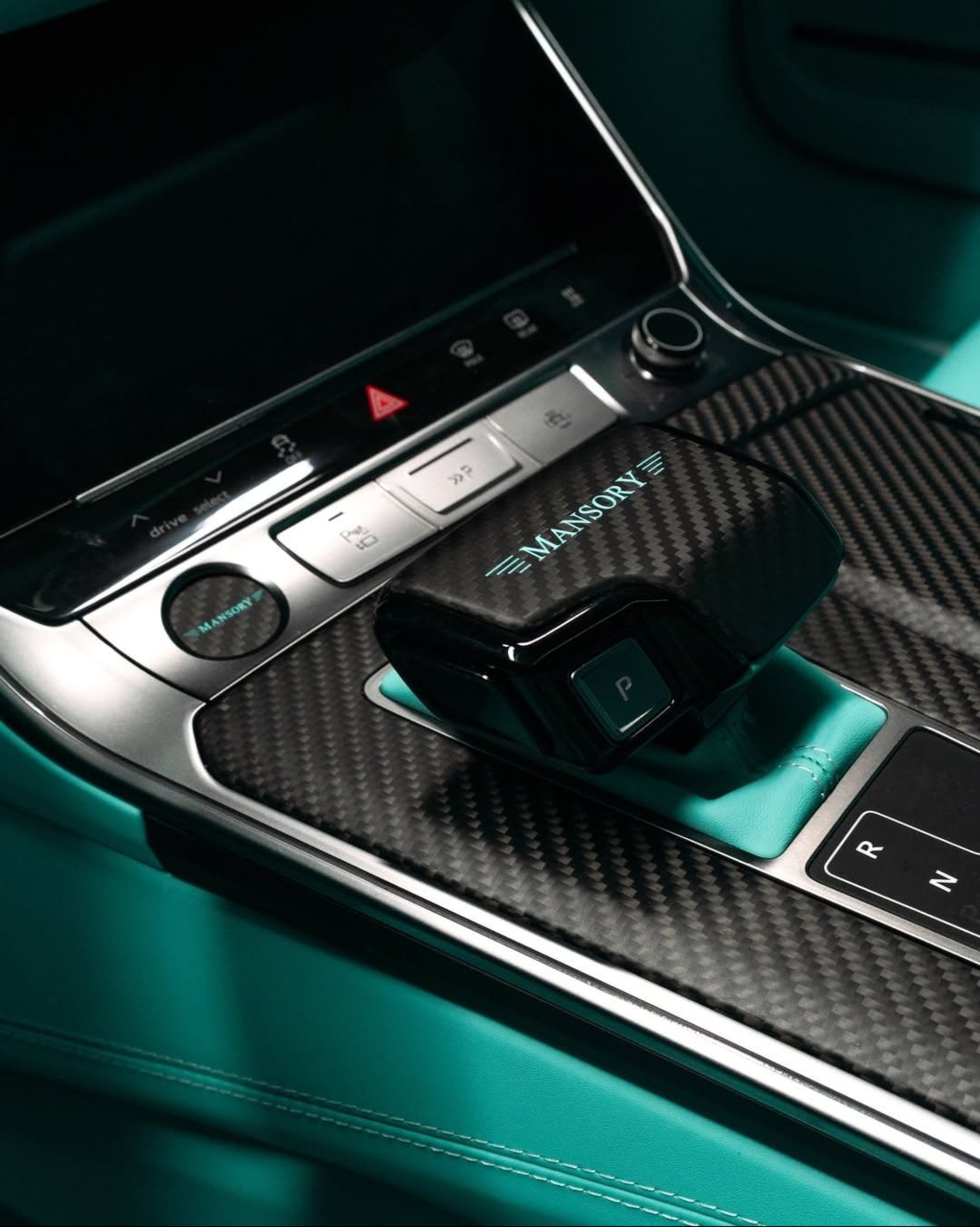 آئودی RS 6 Avant منصوری