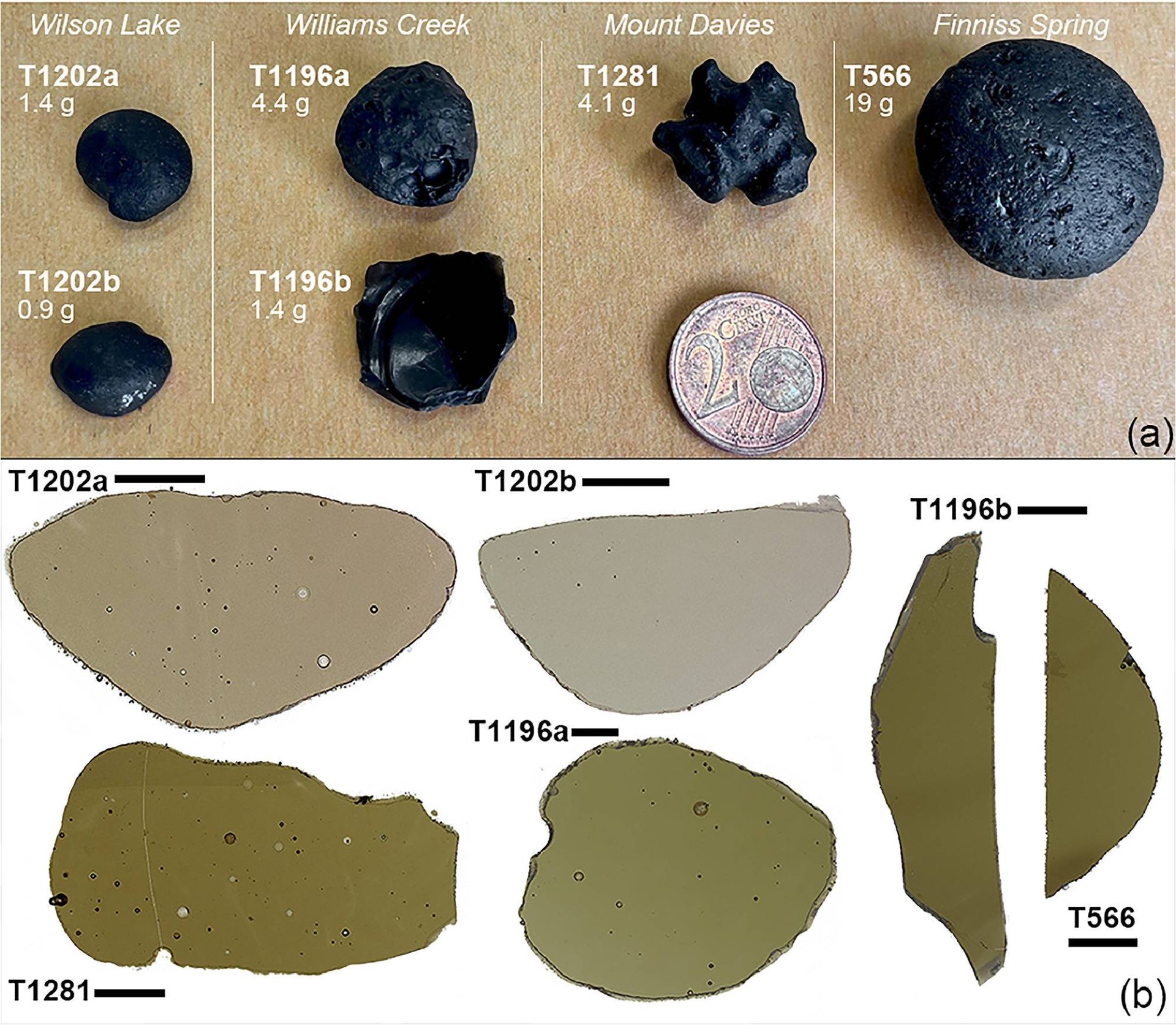 قطعات ریز شیشه‌ای کشف شده در استرالیا