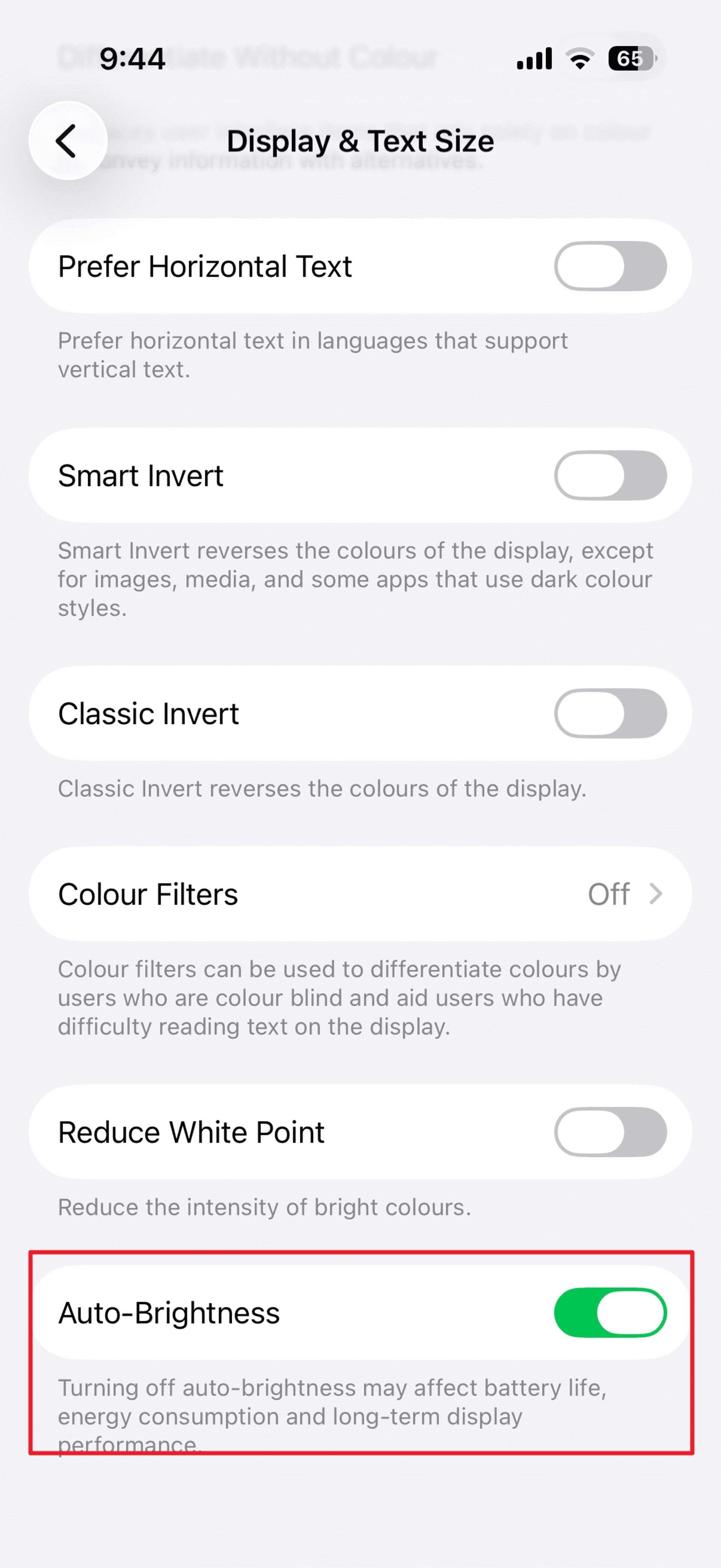 تنظیمات Auto Brightness در آیفون