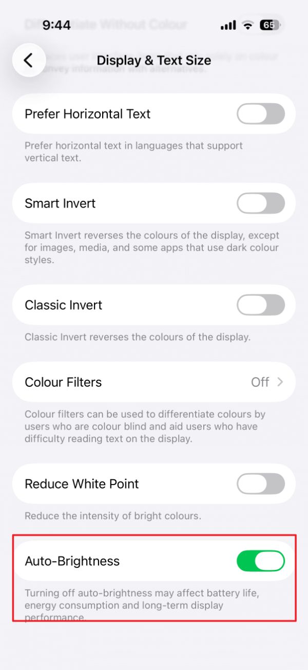 تنظیمات Auto Brightness در آیفون