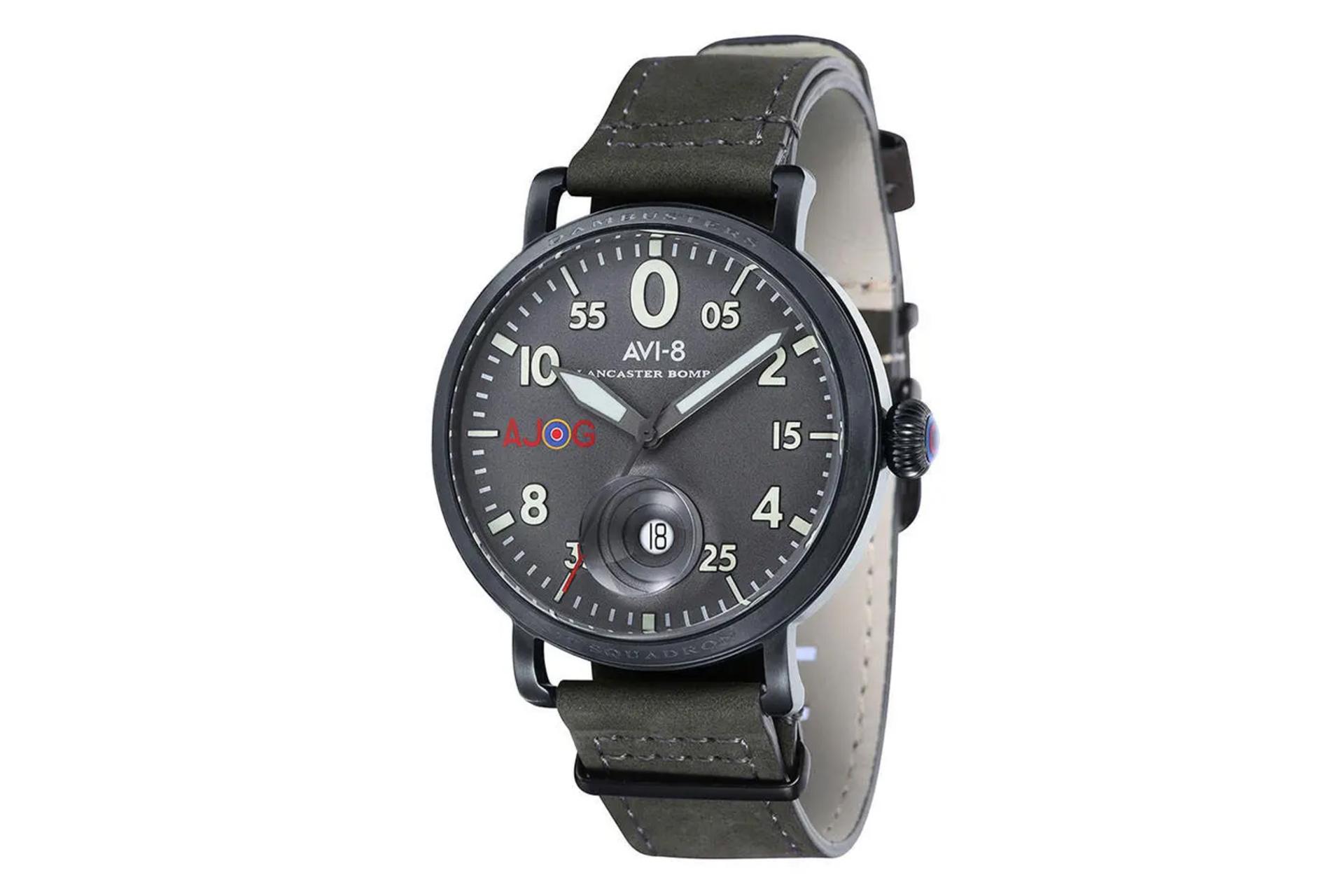 ساعت مچی مردانه ای وی ایت Lancaster Bomber AV-4049-04 نمای جلو
