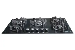 نمای جلوی اجاق گاز صفحه ای آذرلوکس G05NL-C8B رنگ مشکی