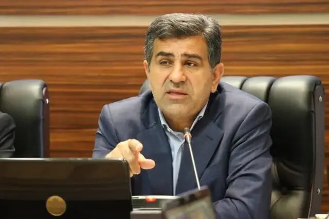 سبد معیشت زیر ۵۰ میلیون تومان نیست؛ افزایش ۵۰ درصدی دستمزد کارگران کفایت نمی‌کند