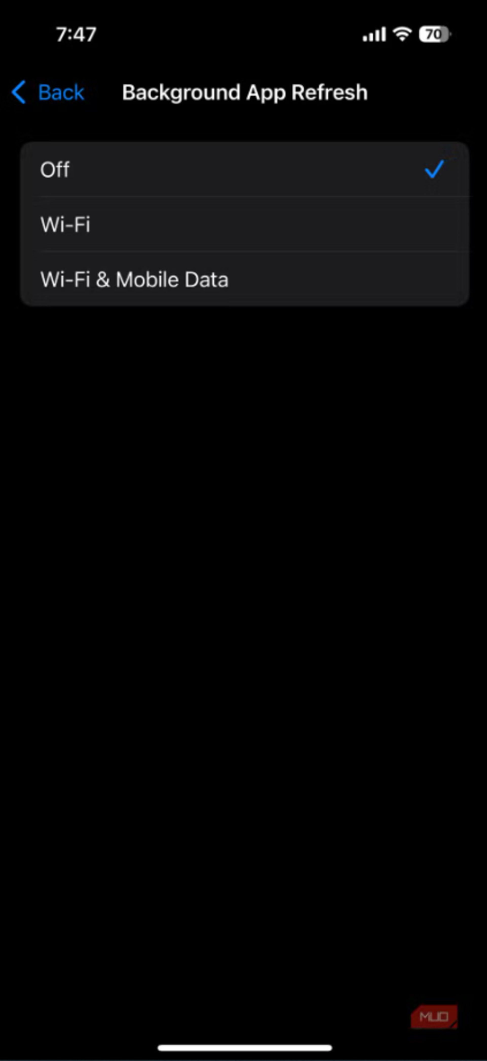 Background App Refresh در آیفون