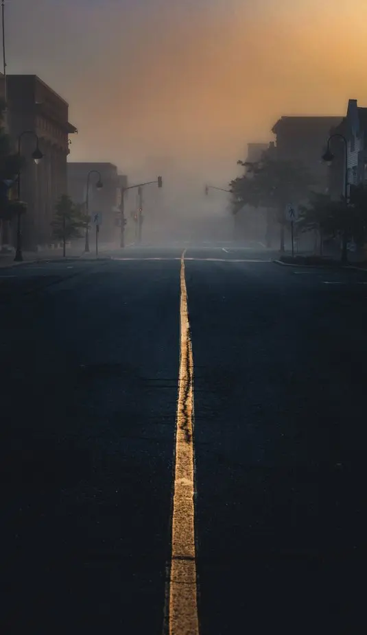 عکاسی خیابانی جاده خط زرد