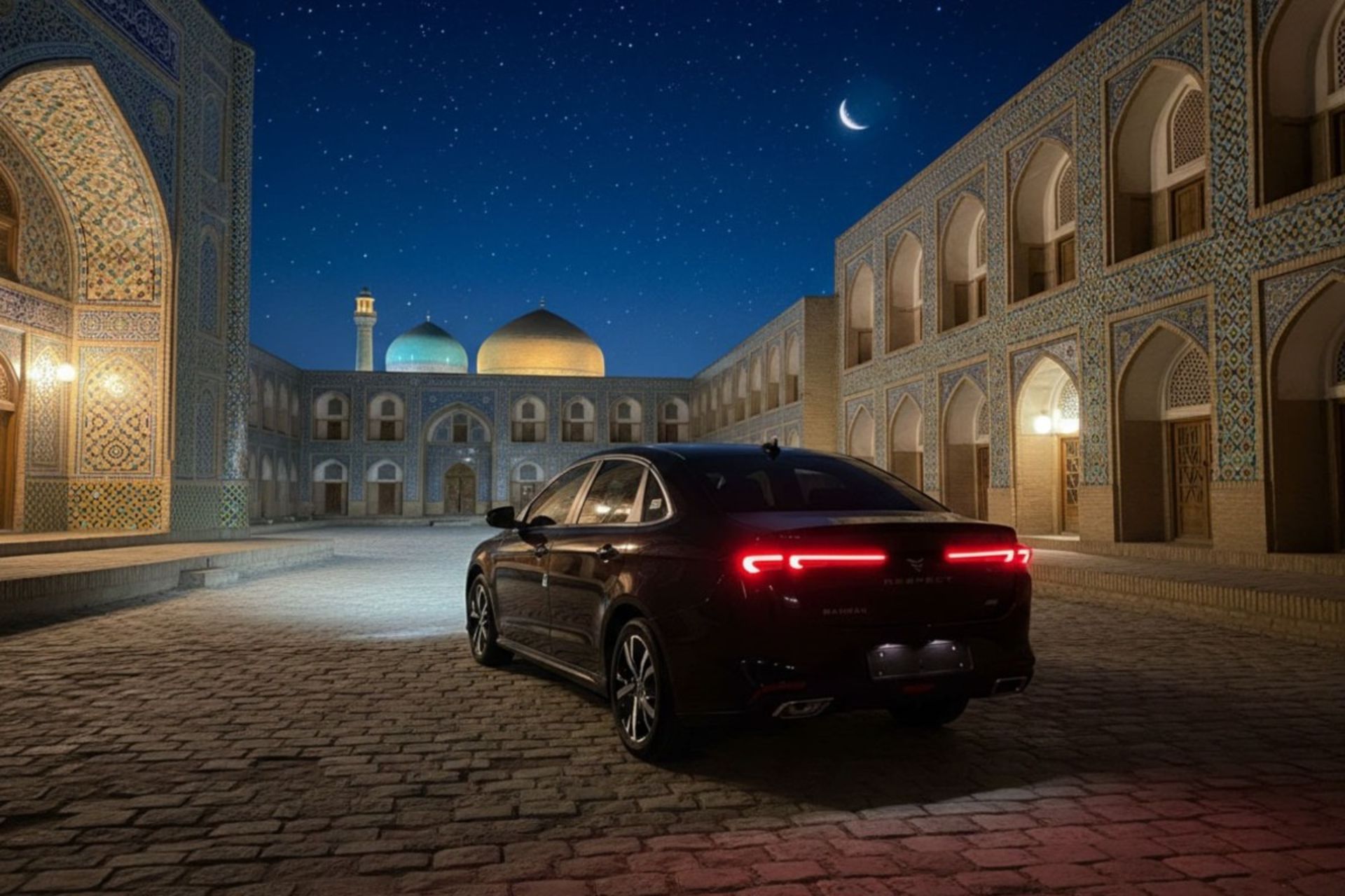 نمای سه‌چهارم عقب خودرو بهمن‌موتور ریسپکت