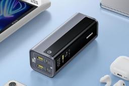 پاوربانک بیسوس EnerGeek GP12 از نمای بالا