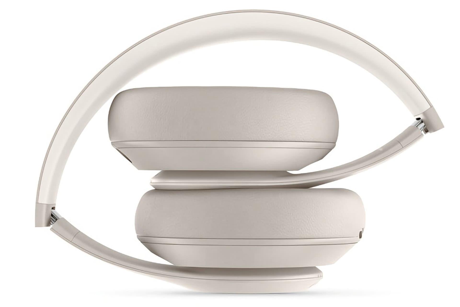 نیم رخ هدفون بیتس استودیو پرو اپل / Beats Studio Pro در حالت جمع شده