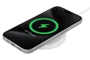 شارژر بلکین BoostCharge Magnetic Wireless Charging Pad Qi2 15W از نمای راست