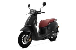 موتورسیکلت بنلی Benelli Panarea125 نمای جلو و جانبی