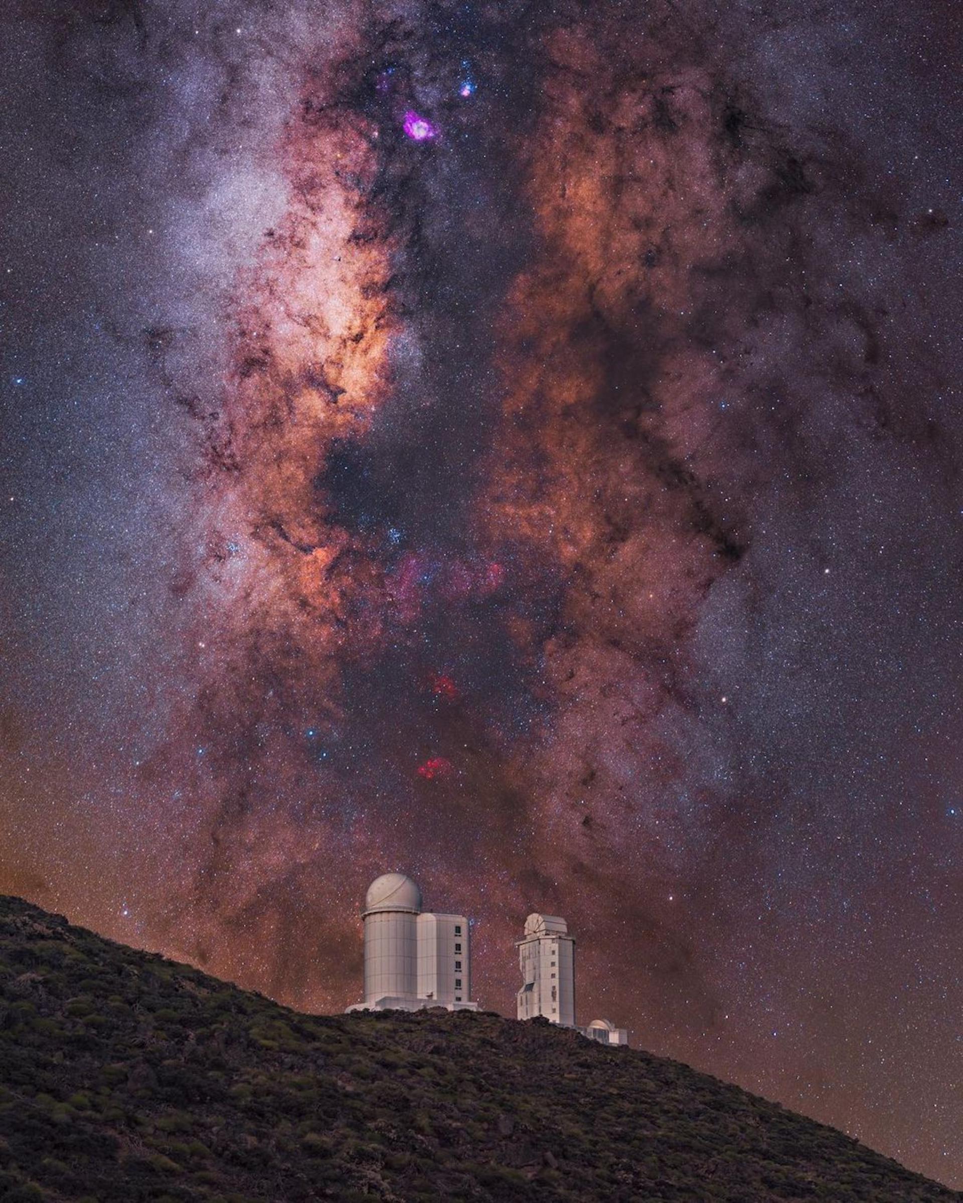 آسمان شب کهشکان طبیعت ساختمان