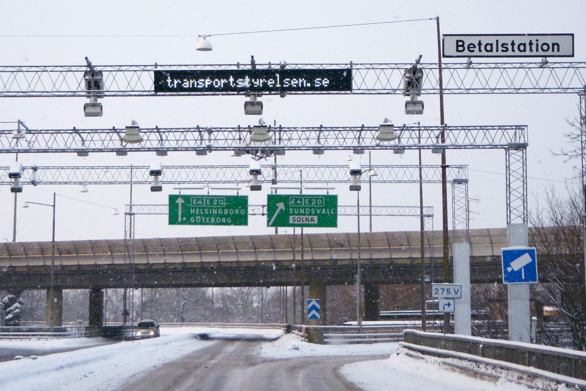 مراکز دوربین تعیین مالیات ترافیک استکهلم