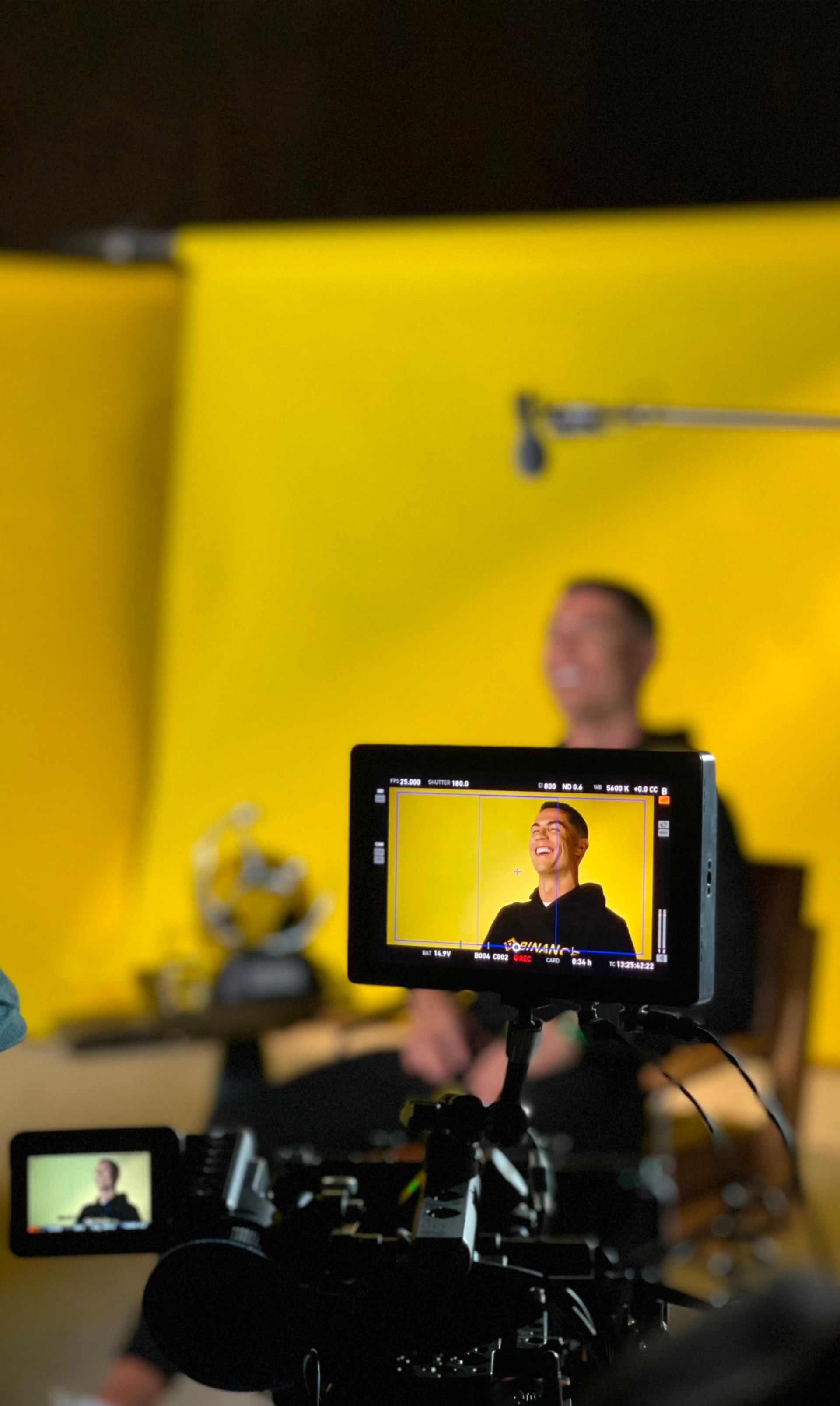 تیزر بایننس با حضور کریس رونالدو