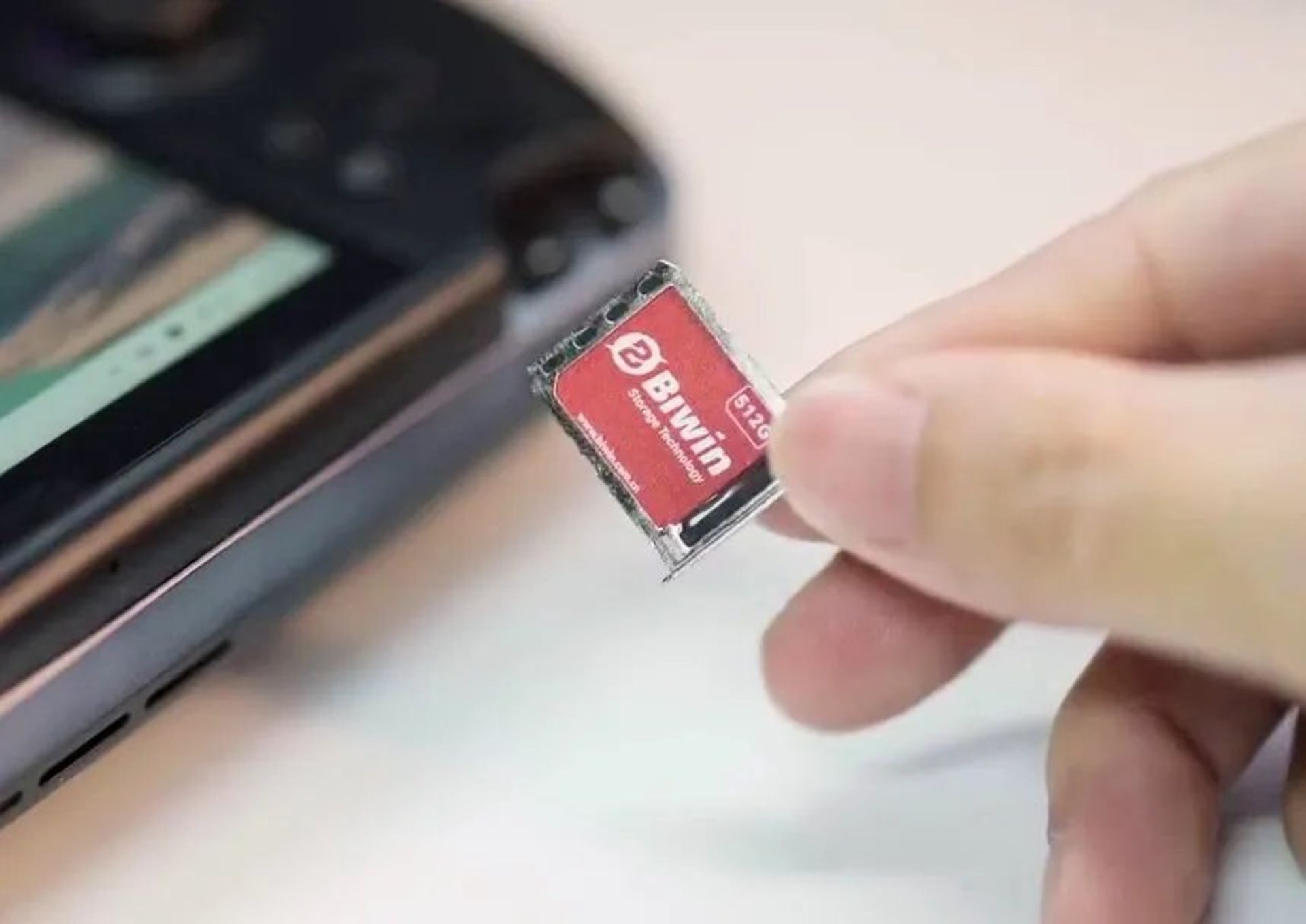 مینی SSD کوچک Biwin