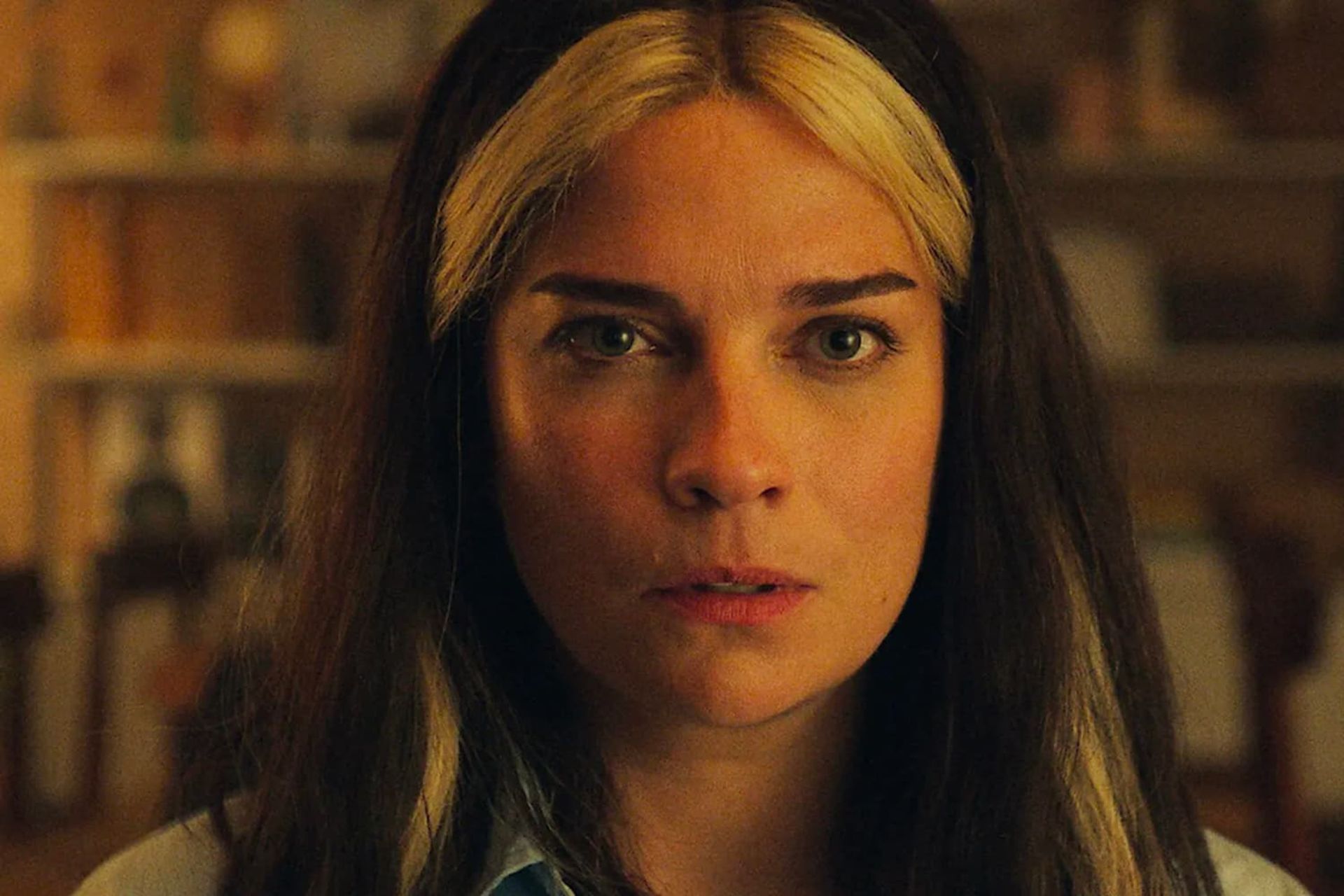 چهره زن جوان در فصل ۶ سریال آینه سیاه / Black Mirror