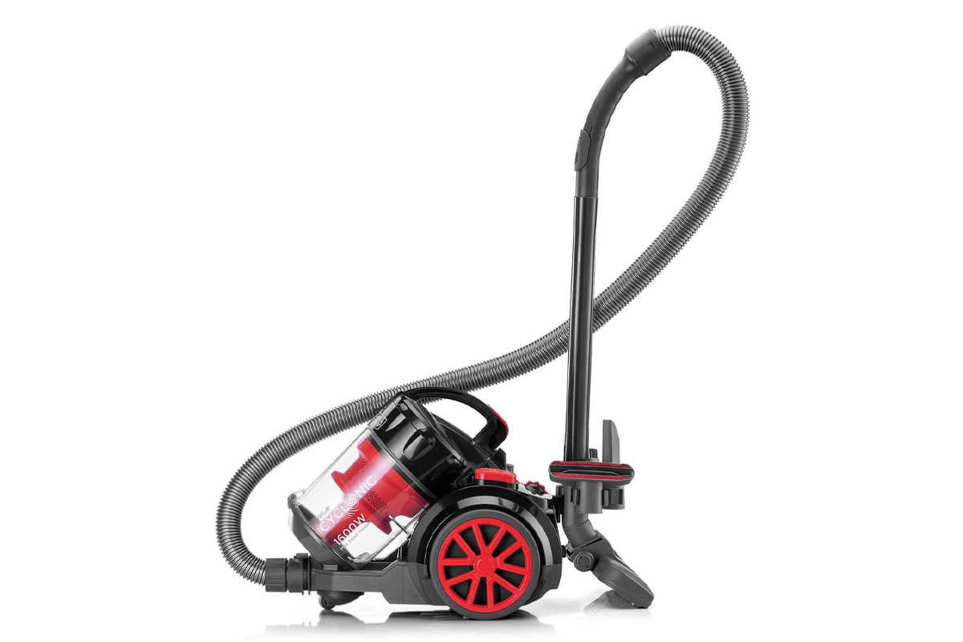 نمای سمت راست جاروبرقی بلک اند دکر VM1680-B5