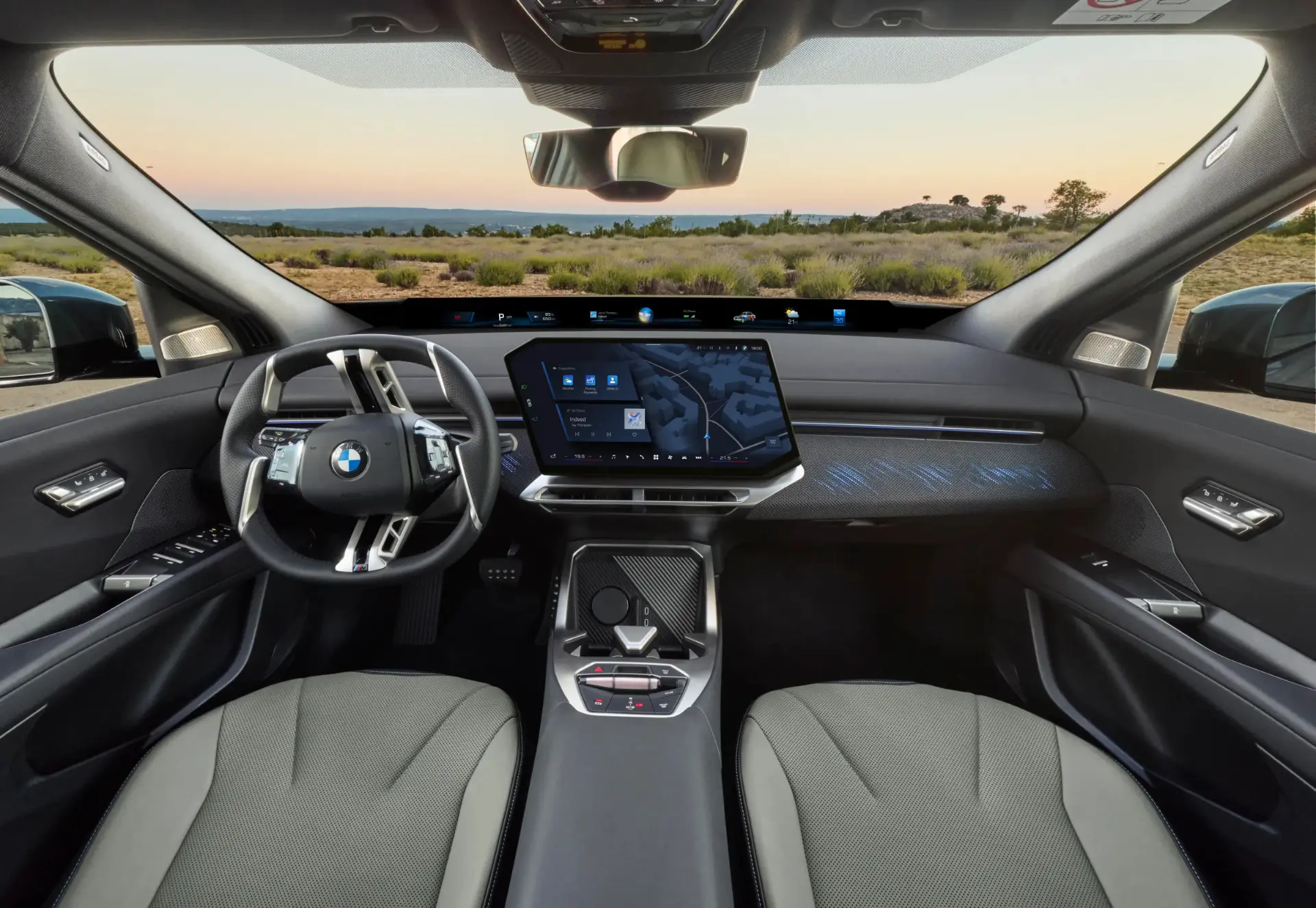 داشبورد و کابین داخلی خودروی برقی BMW iX4 (BMW iX4) با نمایشگر بزرگ
