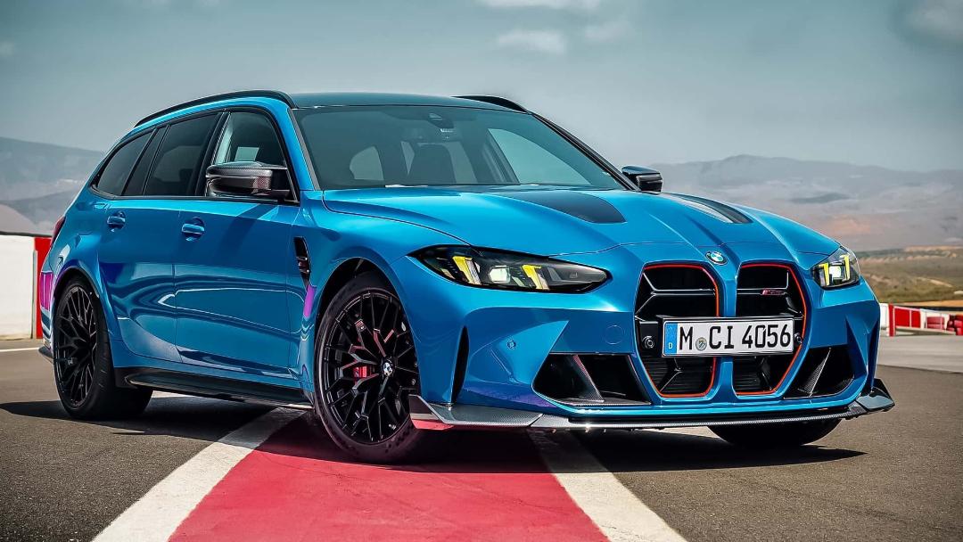 نمای سه‌چهارم جلو خودرو بی‌ام‌و M3 CS تورینگ