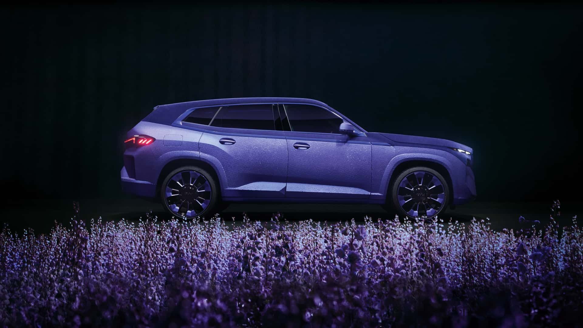 نمای جانبی خودرو سفارشی BMW XM 