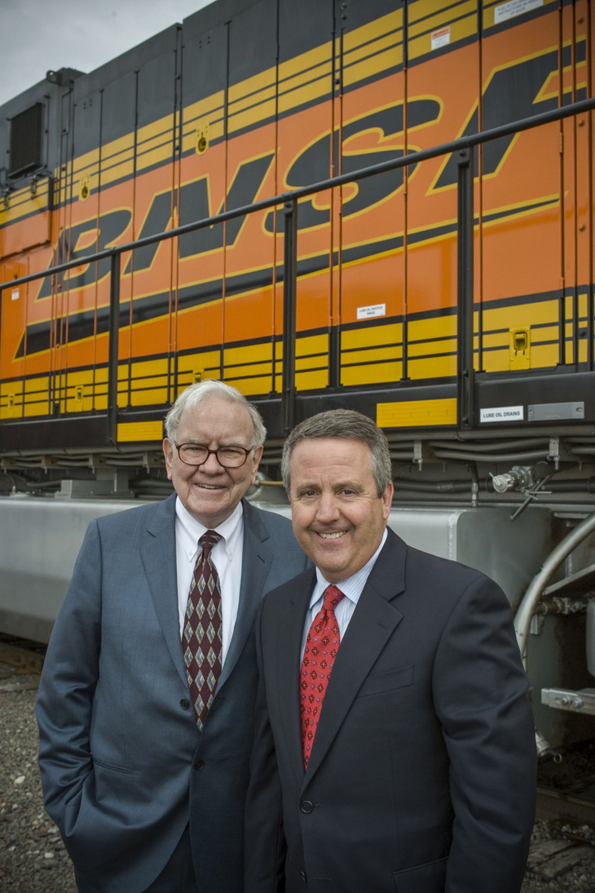 وارن بافت و مت رز رئیس خط آهن BNSF