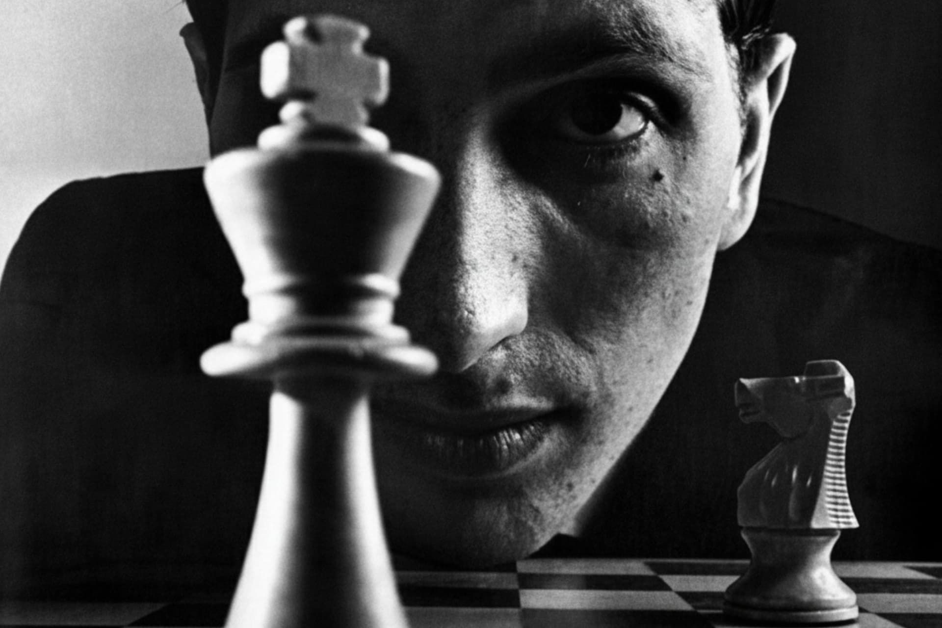 بابی فیشر قهرمان شطرنج 