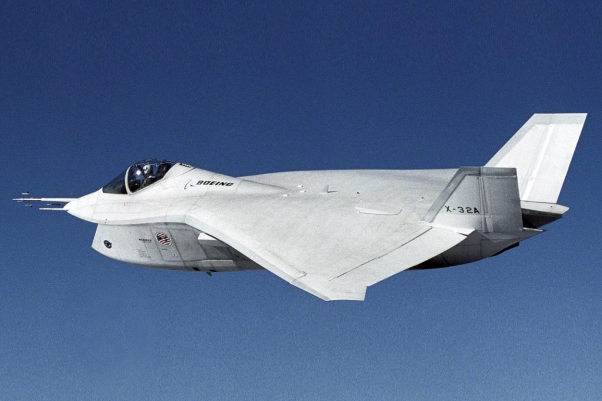 بوئینگ X-32