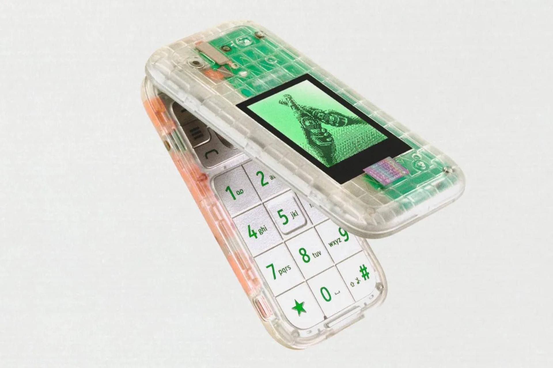 گوشی ساده تاشو بورینگ فون | Boring Phone
