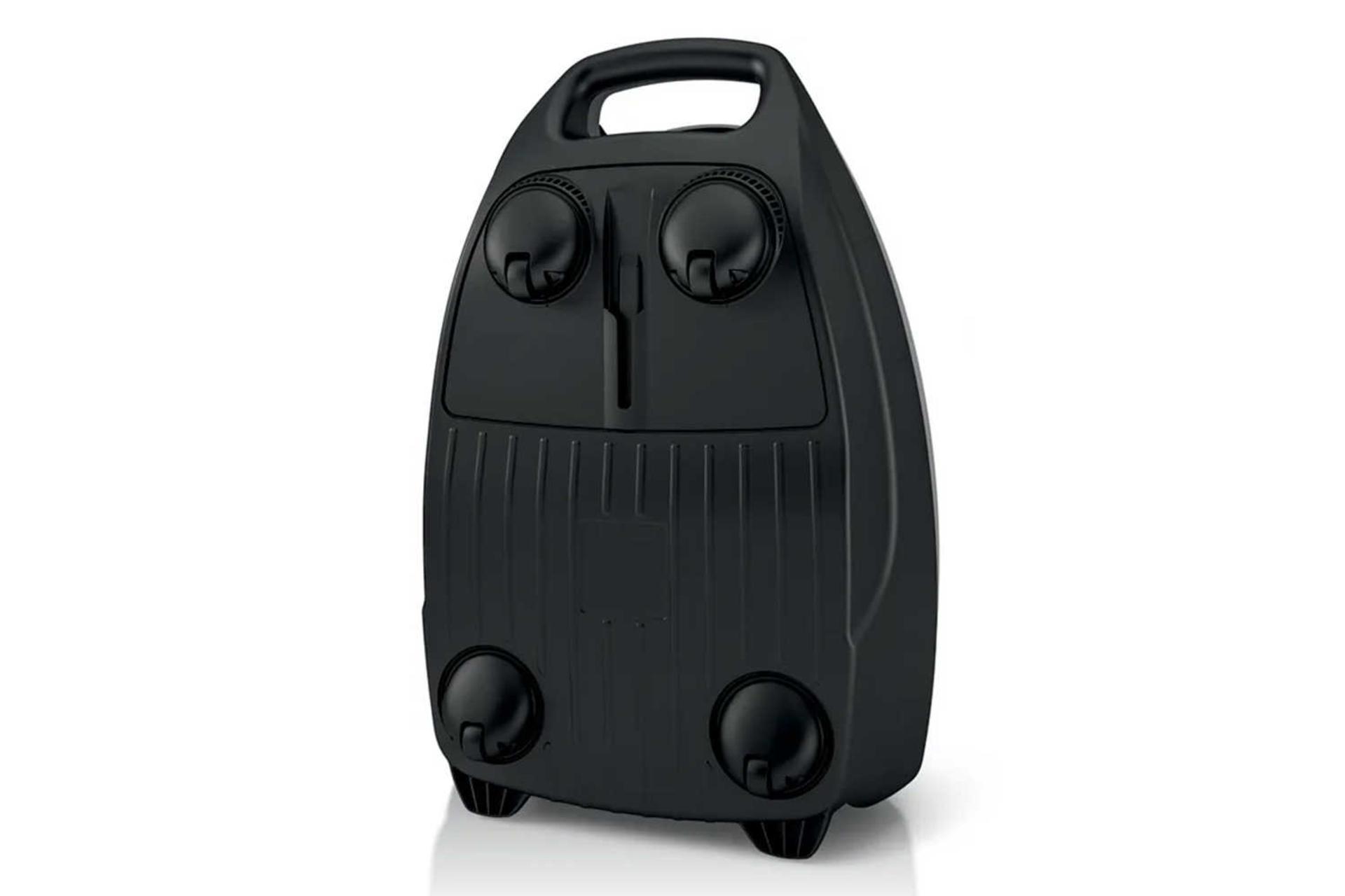 نمای پشت جاروبرقی بوش BGL82030 به همراه چرخ ها