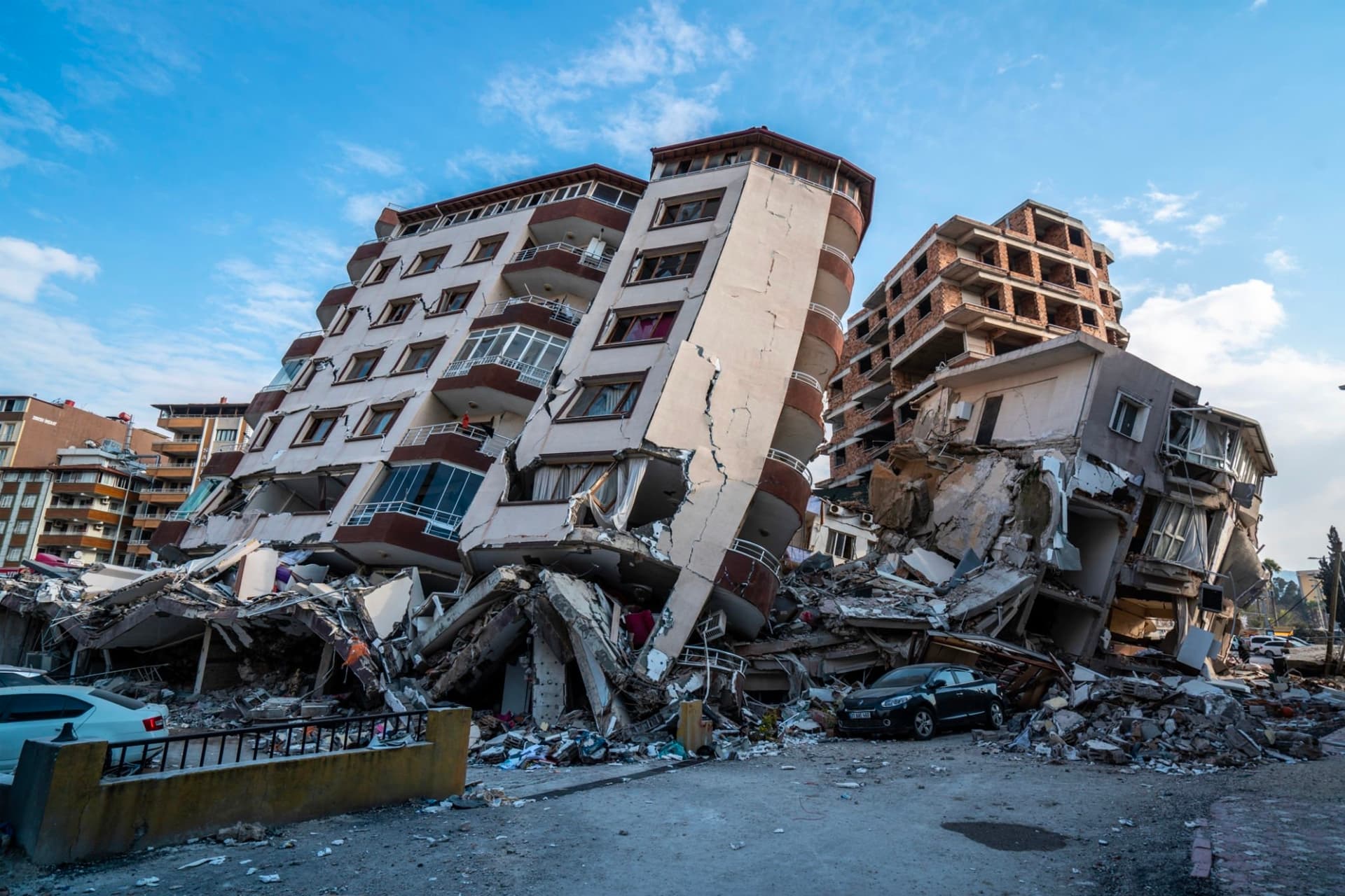 broken fallen building turkey earthquake 63f65a36fa5a1fbf16ce4e51