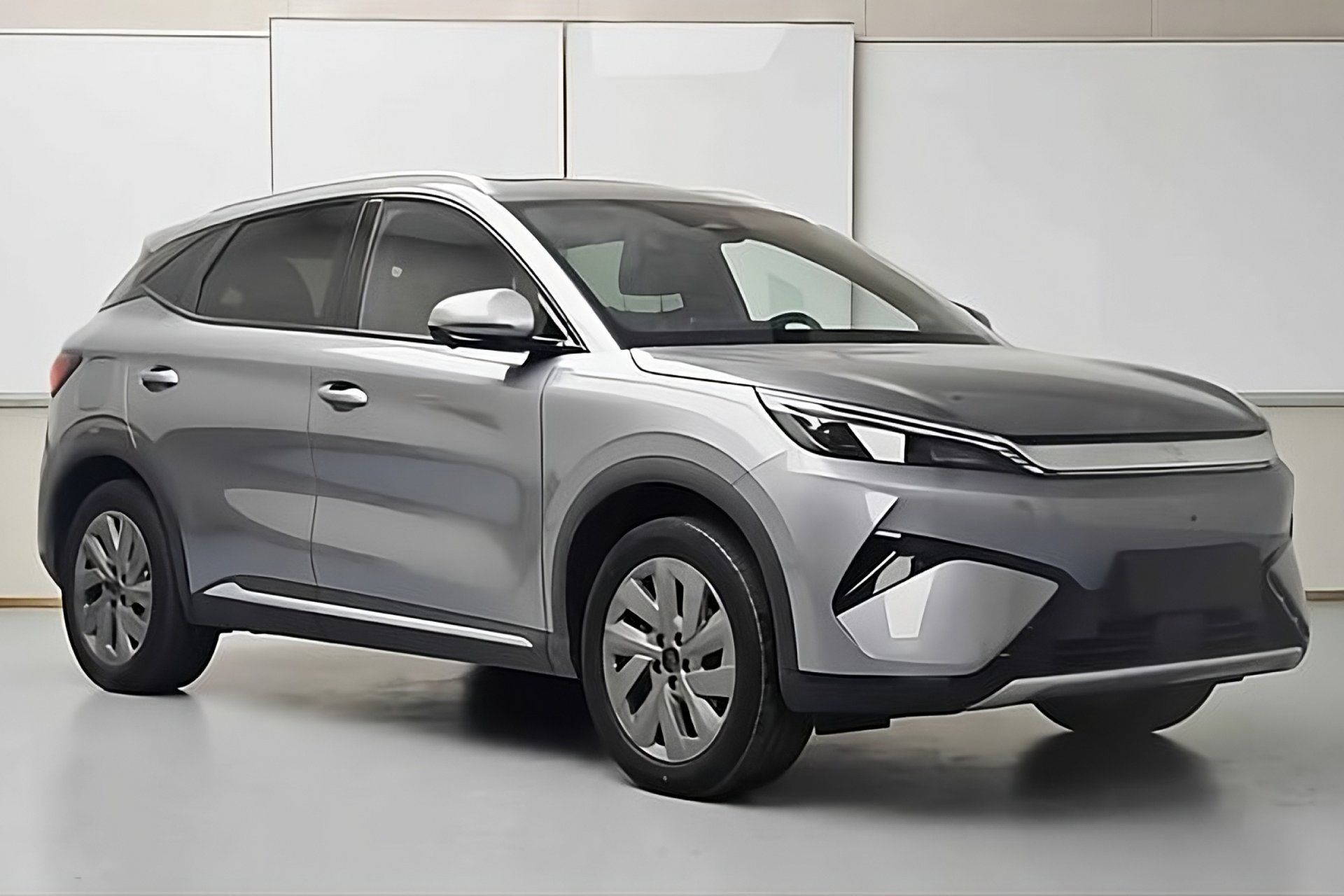 بی وای دی Atto 3