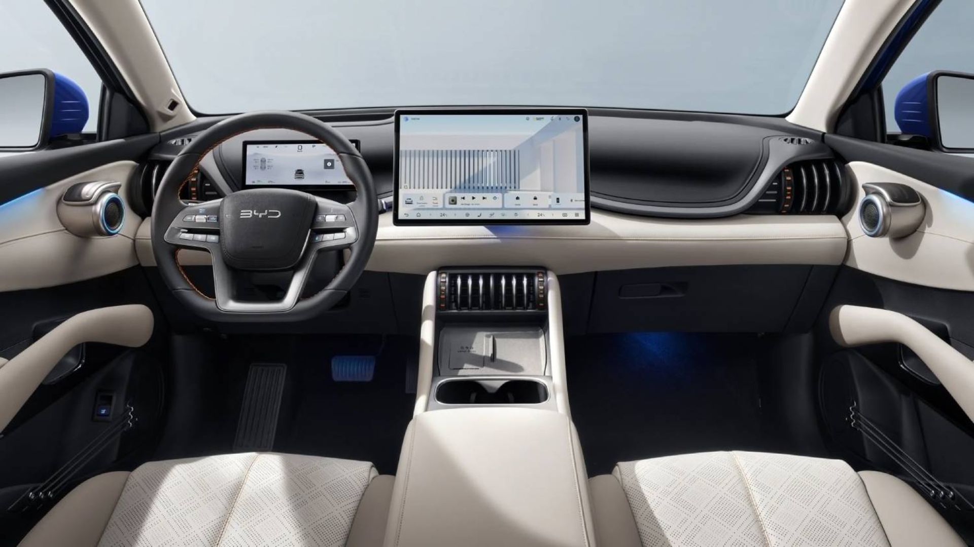 کراس اور BYD Atto 3 Evo