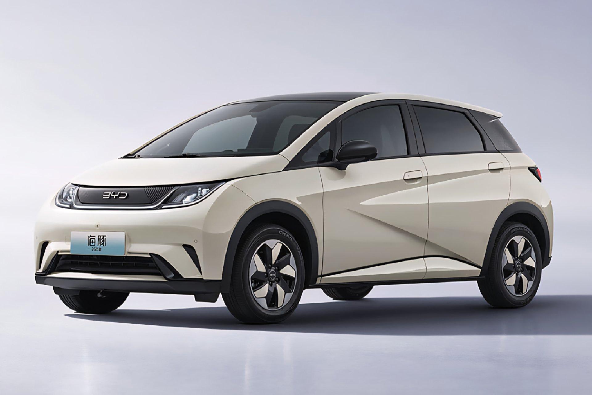 هاچ بک برقی بی وای دی دلفین ۲۰۲۵