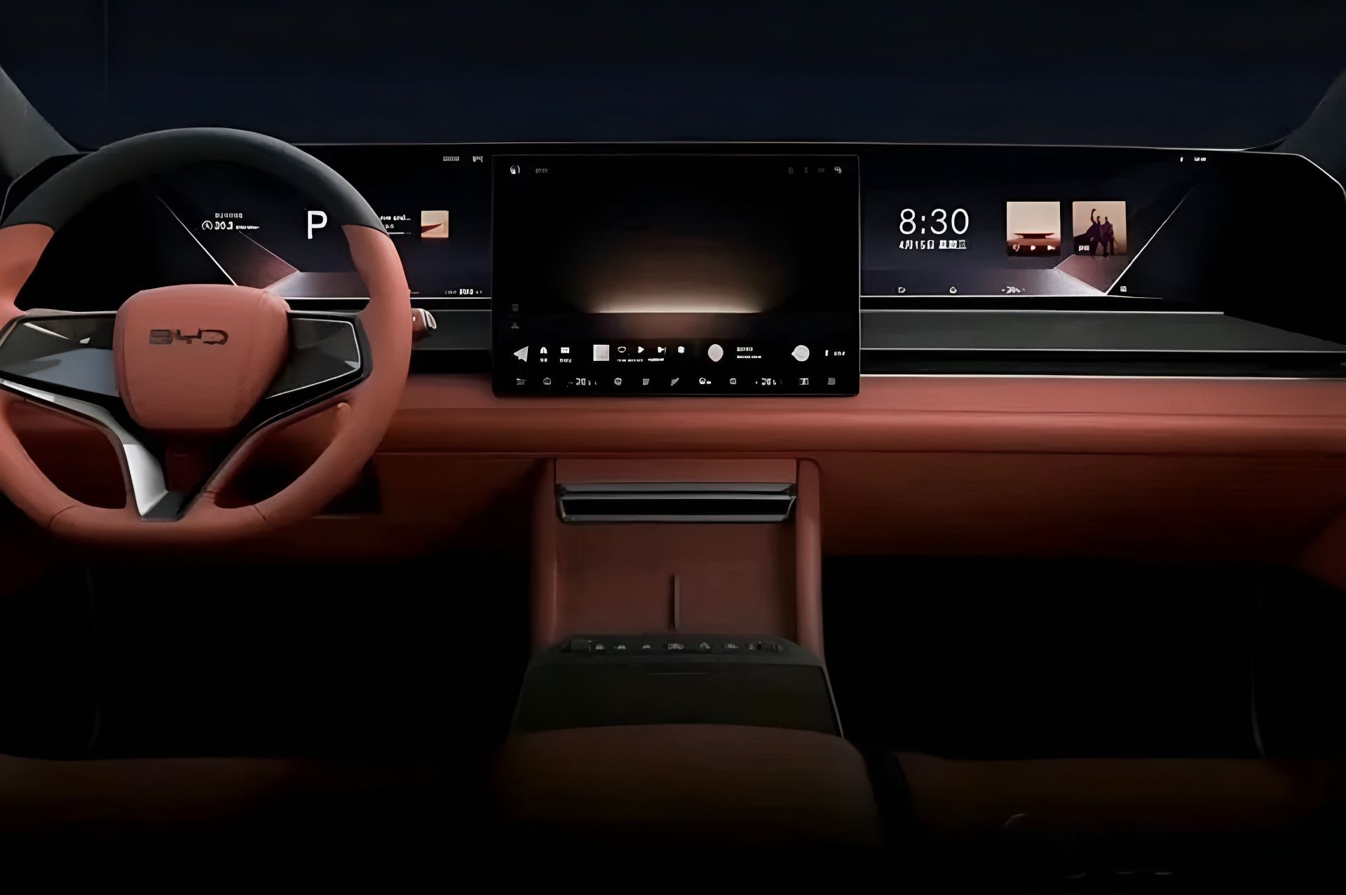 نمای داخل کابین خودرو بی‌وای داینستی