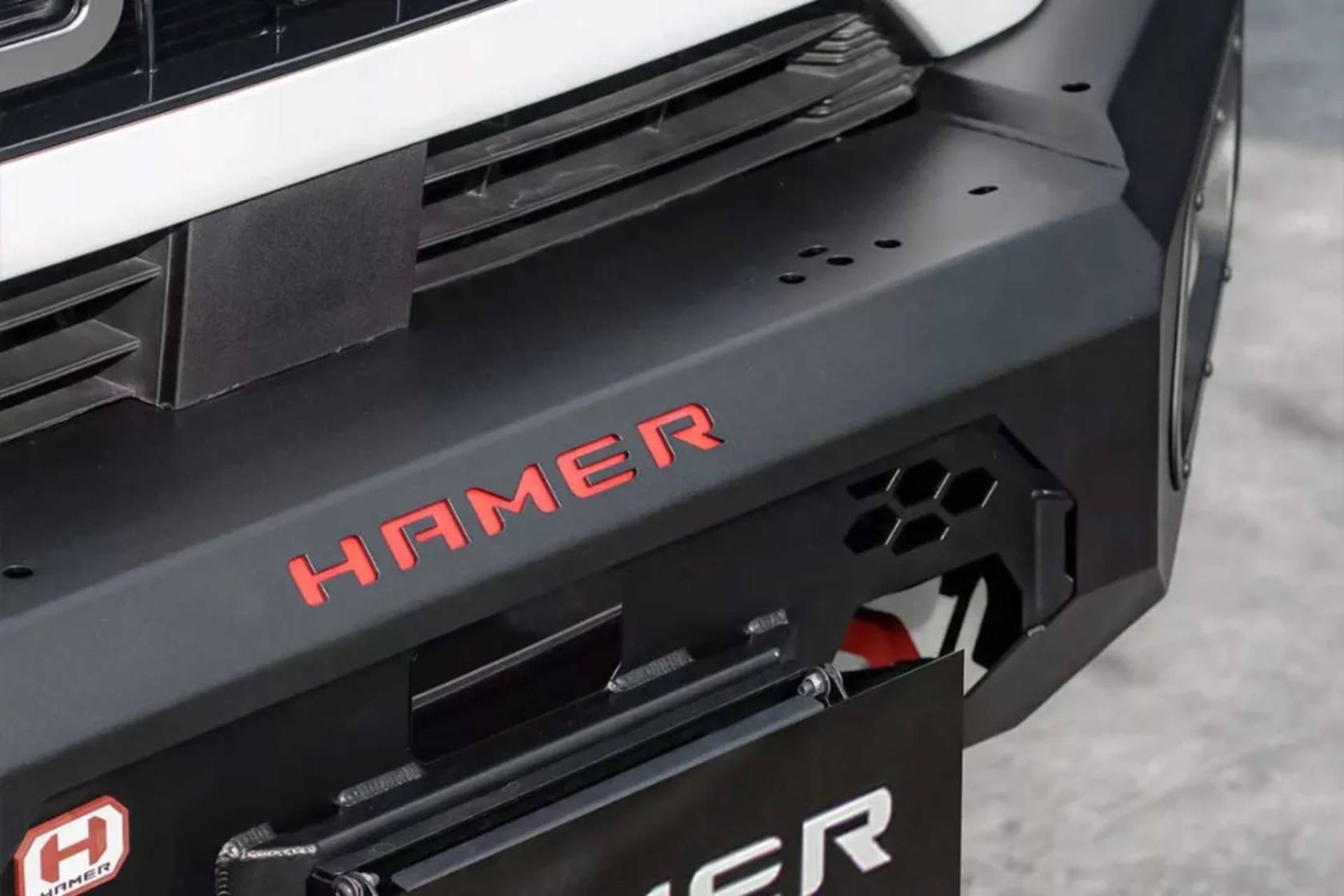 بی وای دی شارک ۶ با کیت افرود Hamer 4x4