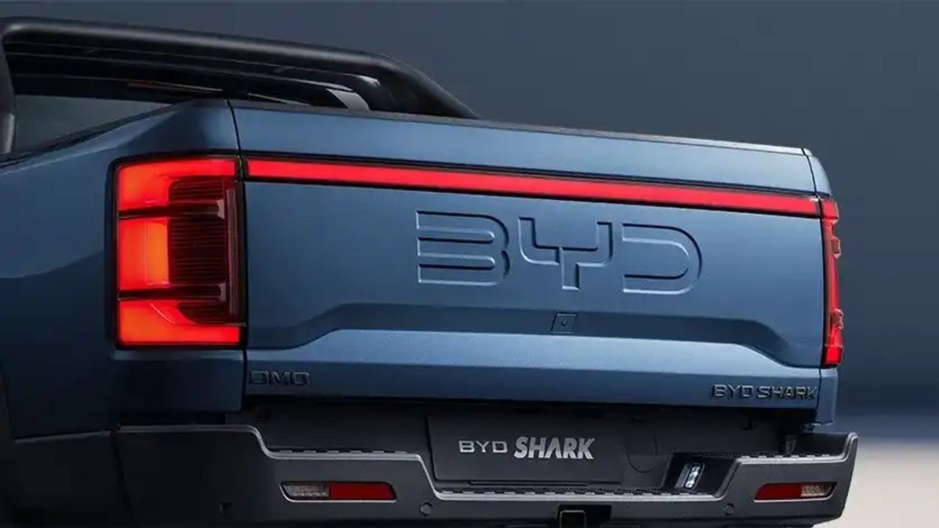 نمای عقب خودرو BYD Shark