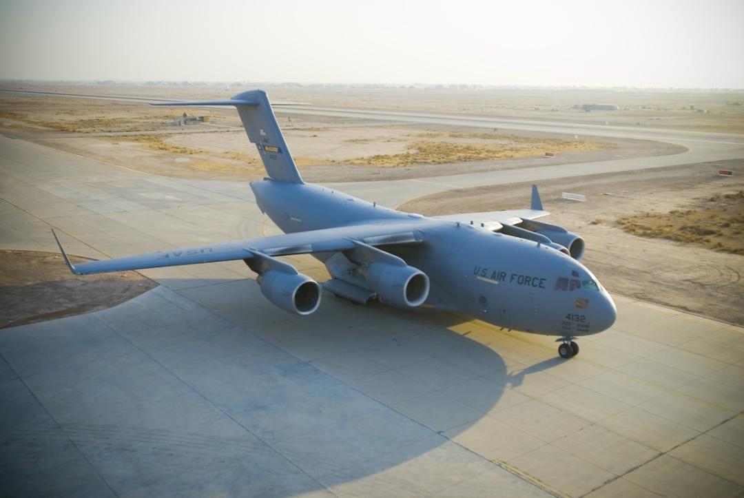 نمای هوایی از هواپیمای گلوب‌مستر C-17
