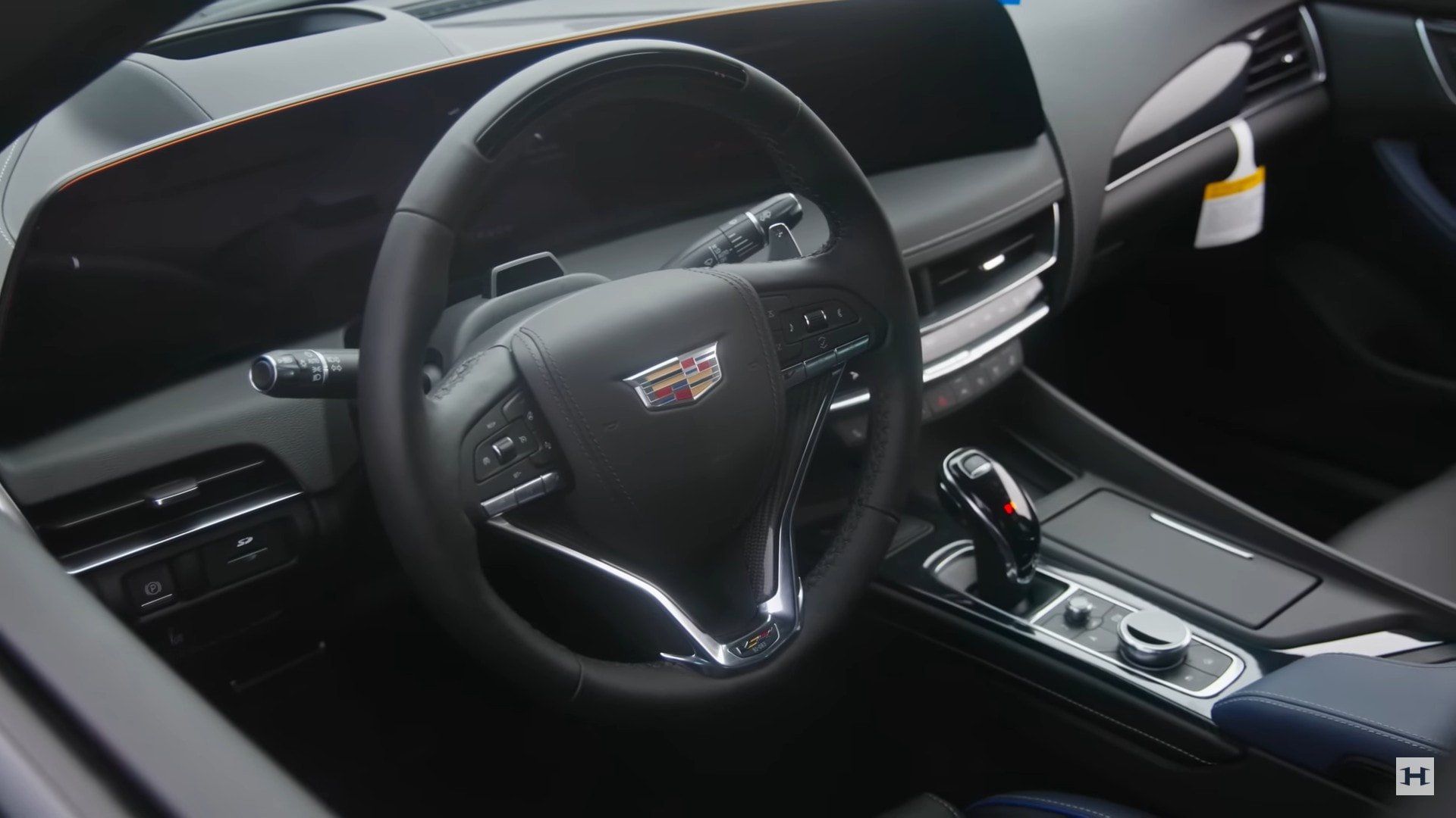 مدل ویژه کادیلاک CT5-V بلک‌وینگ