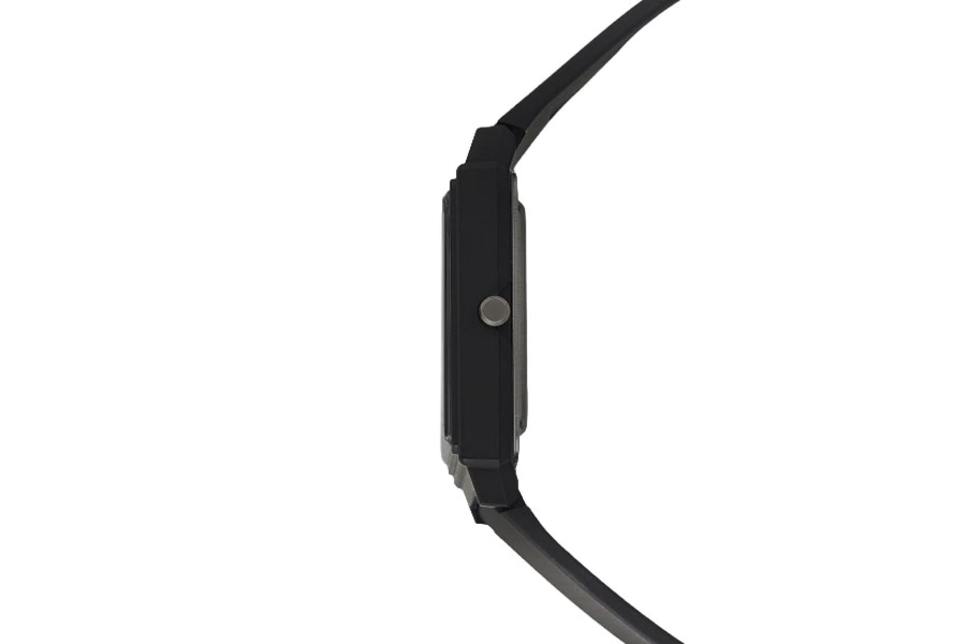 ساعت مچی مردانه کاسیو Casio Analog MQ-27-1B از نمای کناری