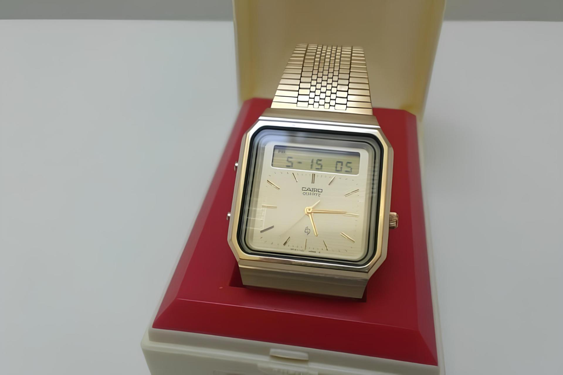 نمای جلو ساعت کاسیو جانوس AT-550