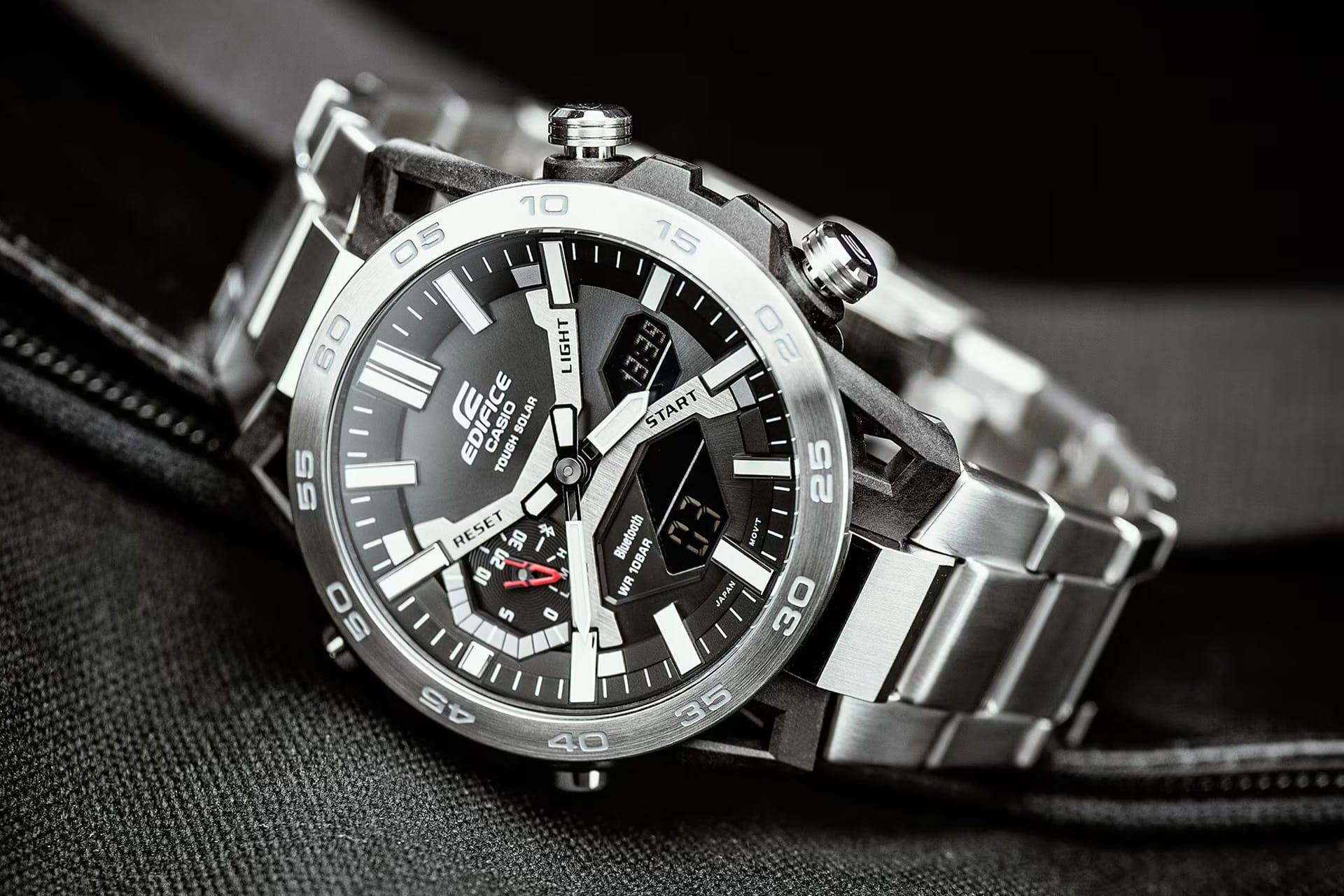 ساعت مچی مردانه کاسیو Casio Edifice ECB-2000D-1A از نمای روبرو