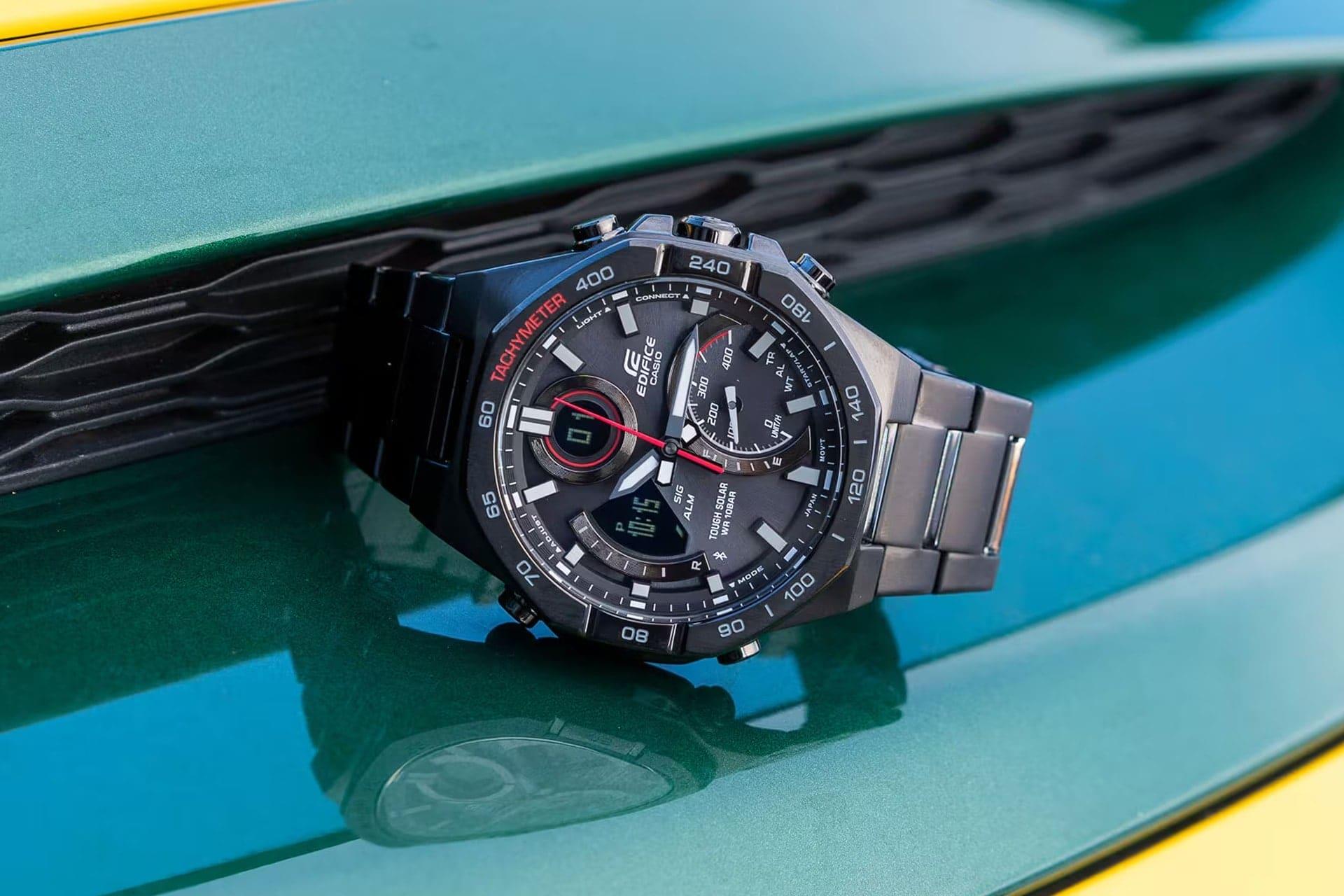 ساعت مچی مردانه کاسیو Casio Edifice ECB-950DC-1A از نمای روبرو