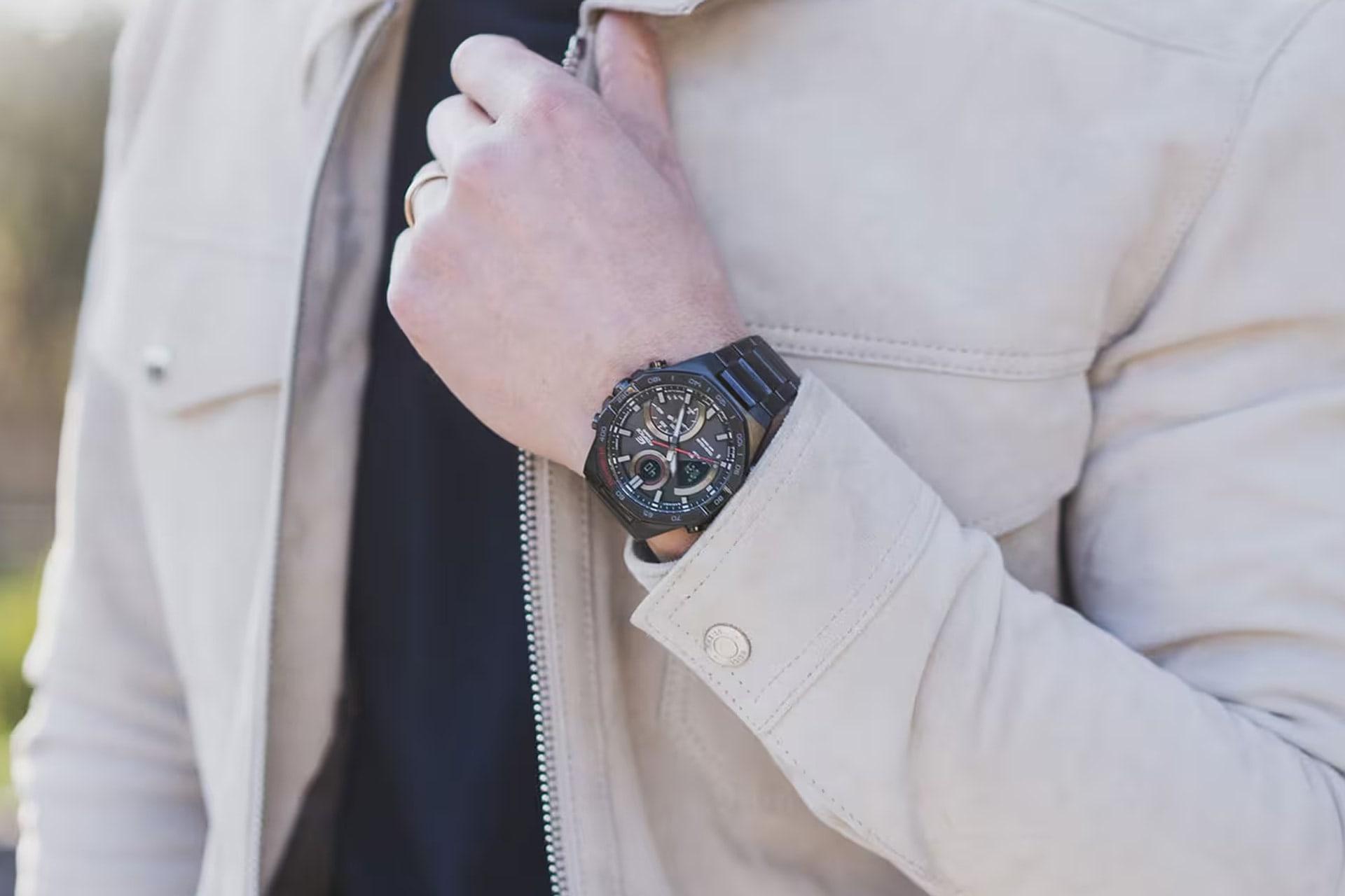 کاربری ساعت مچی مردانه کاسیو Casio Edifice ECB-950DC-1A