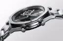 لبه سمت راست ساعت مچی مردانه کاسیو Edifice ECB-S10DB-1A با نمایش دکمه‌ها