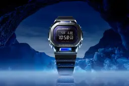 ساعت جی‌شاک (G-Shock) مدل مربعی با صفحه نمایش دیجیتال و بدنه فلزی