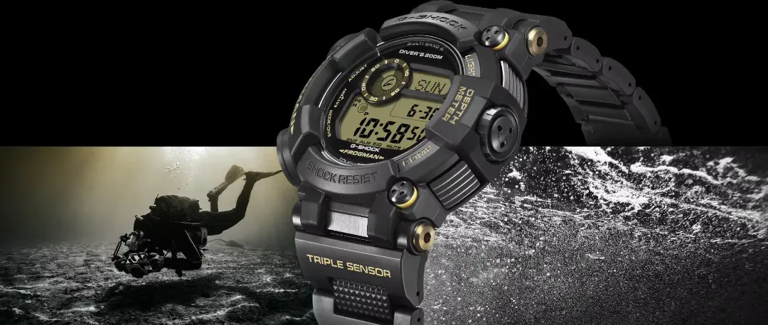 ساعت کاسیو جی‌شاک مدل FROGMAN با بدنه مشکی و نمایشگر دیجیتال
