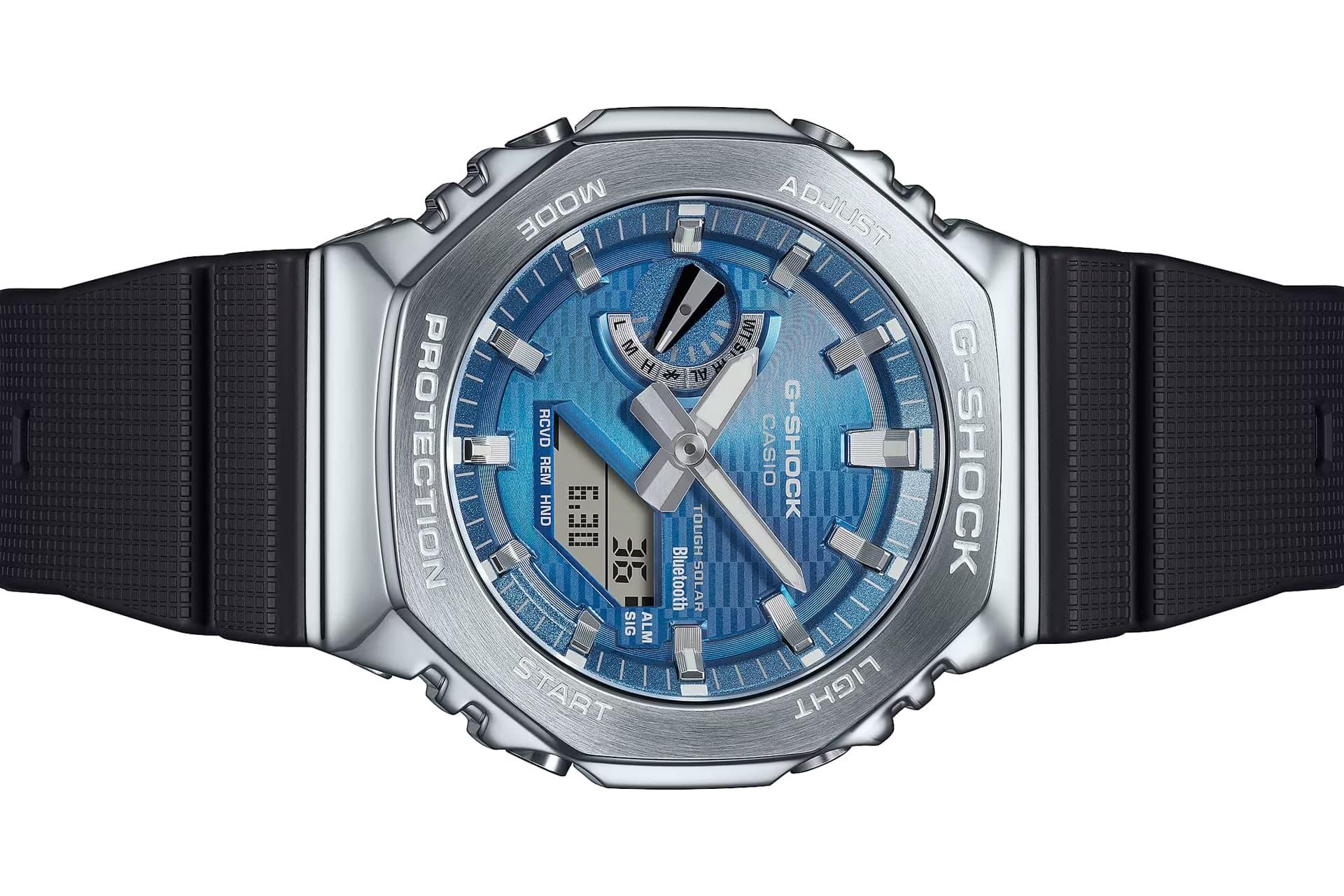 ساعت مچی مردانه کاسیو جی شاک Casio G-SHOCK GBM-2100A-2B از نمای روبرو