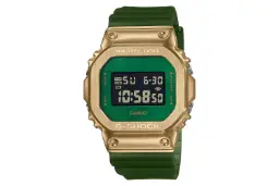 نمای جلوی ساعت مچی مردانه کاسیو جی شاک GM-5600CL-3 با نمایش فریم و صفحه