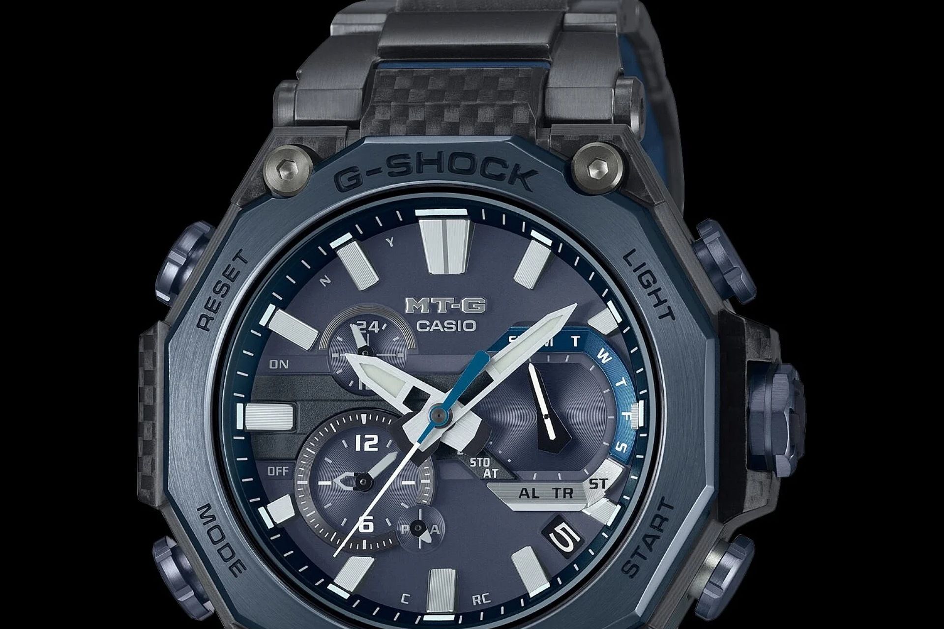 مدل سیاه‌رنگ ساعت G-Shock MTG-B2000YBD-2A