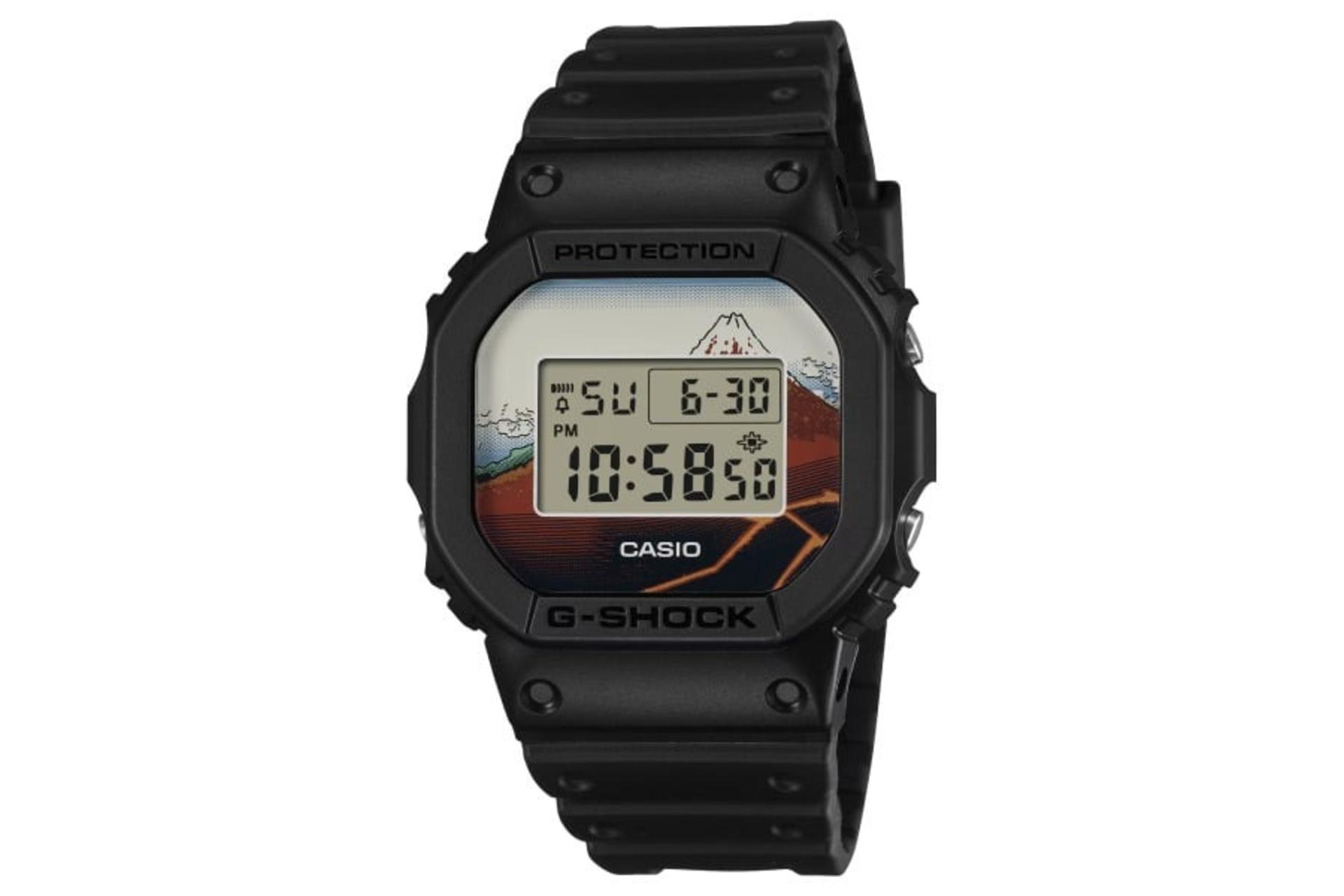 نمای جلو ساعت هوشمند کاسیو جی‌شاک DW-5600KHFM25-1JR